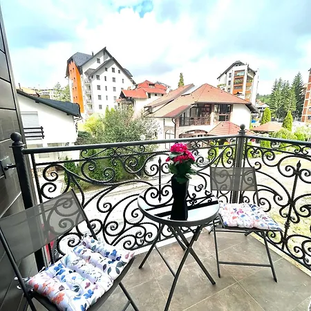 Nedin Kutak Apartment *